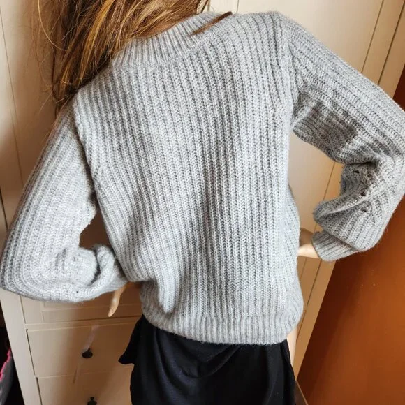 Gap Soft Grey Cosy Knitted Pullover Sweater Size Small - Picture 6 of 10
